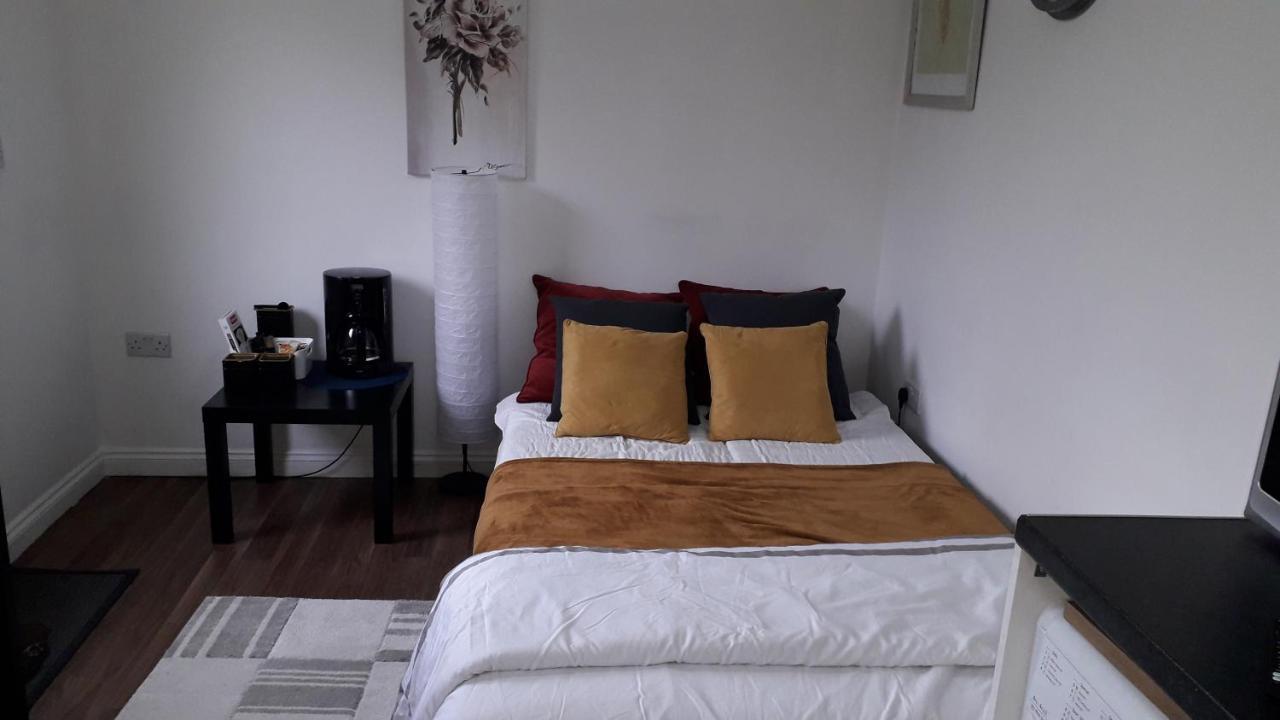 Cosy London Holiday Home Экстерьер фото
